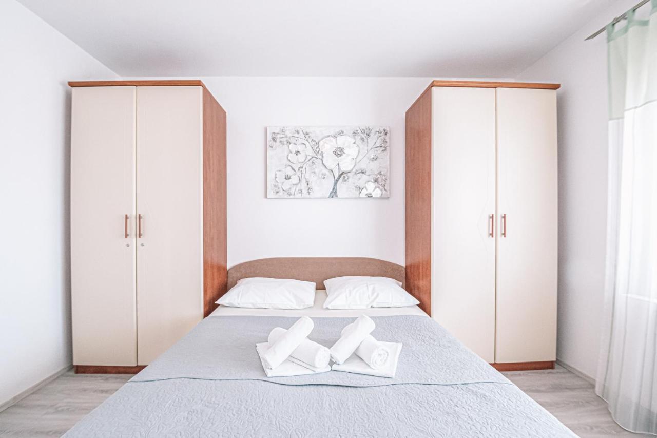 Apartments Vukic Crikvenica Extérieur photo