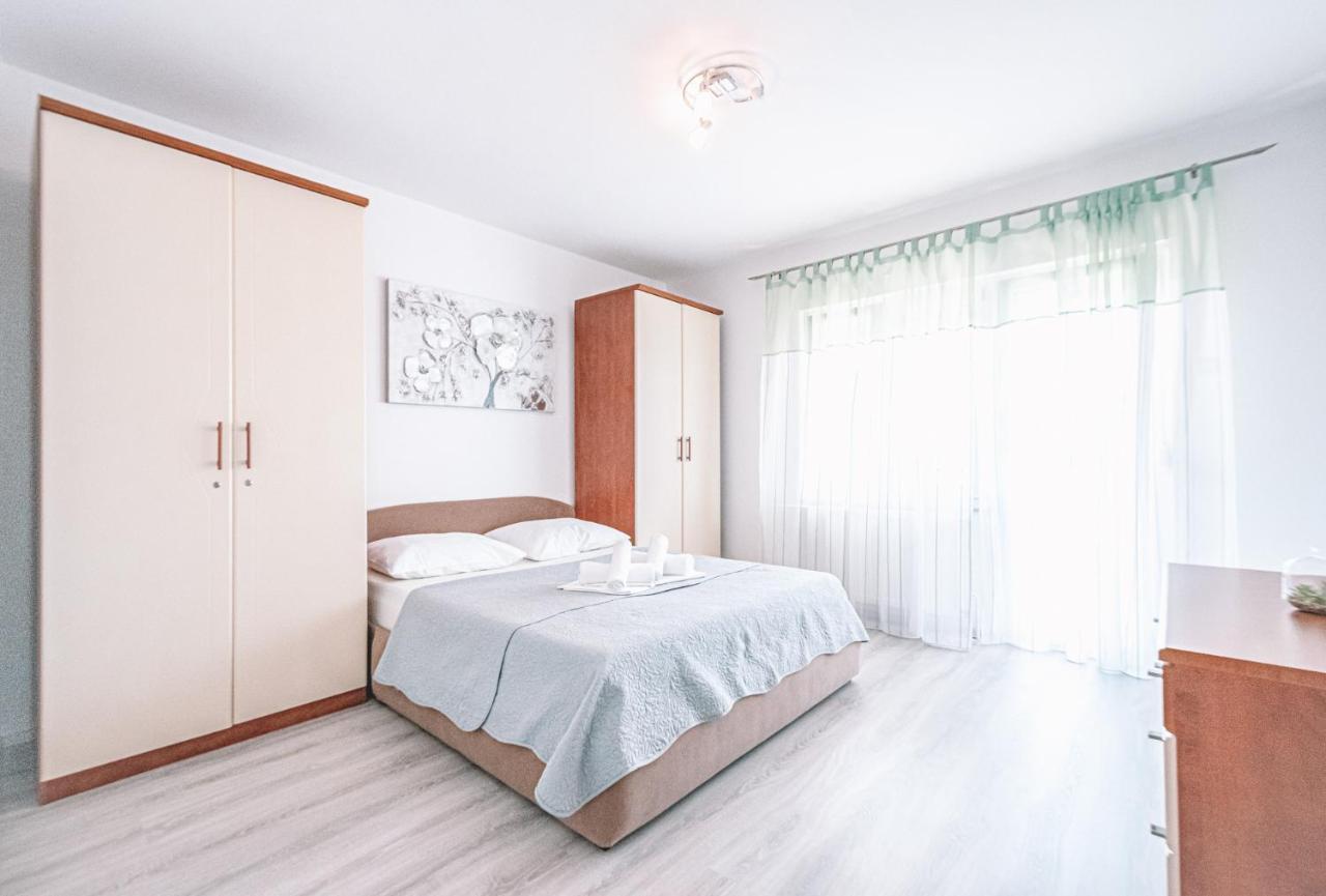 Apartments Vukic Crikvenica Extérieur photo