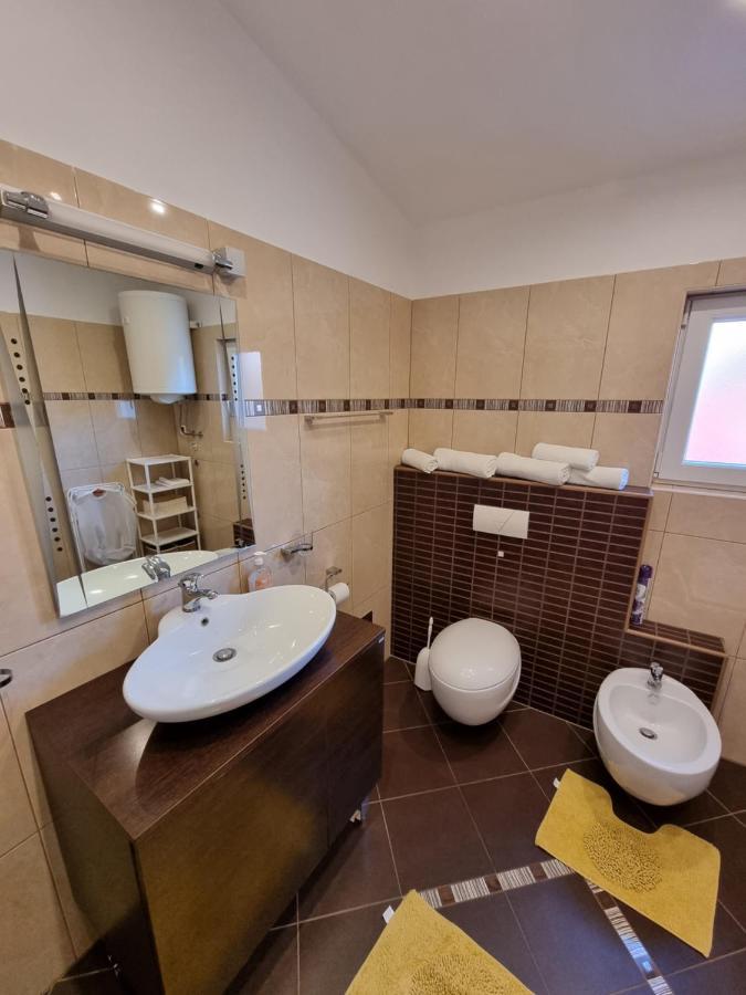 Apartments Vukic Crikvenica Extérieur photo